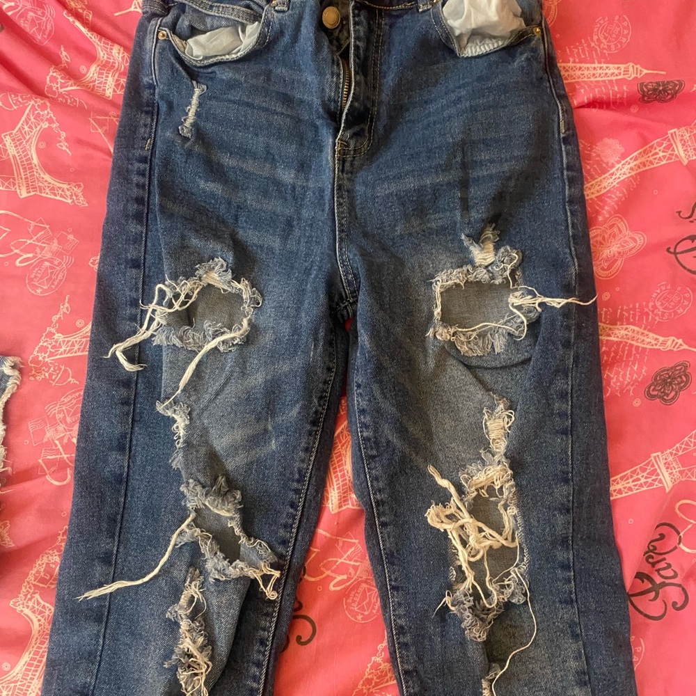 ark wash ripped jeans